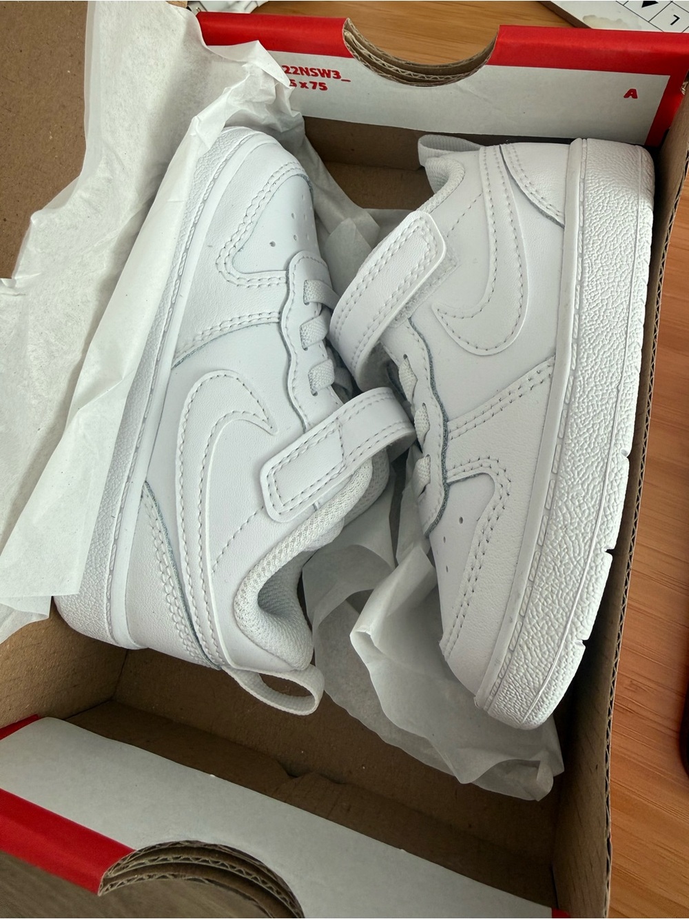 Nike Court Borough Low 2s in White